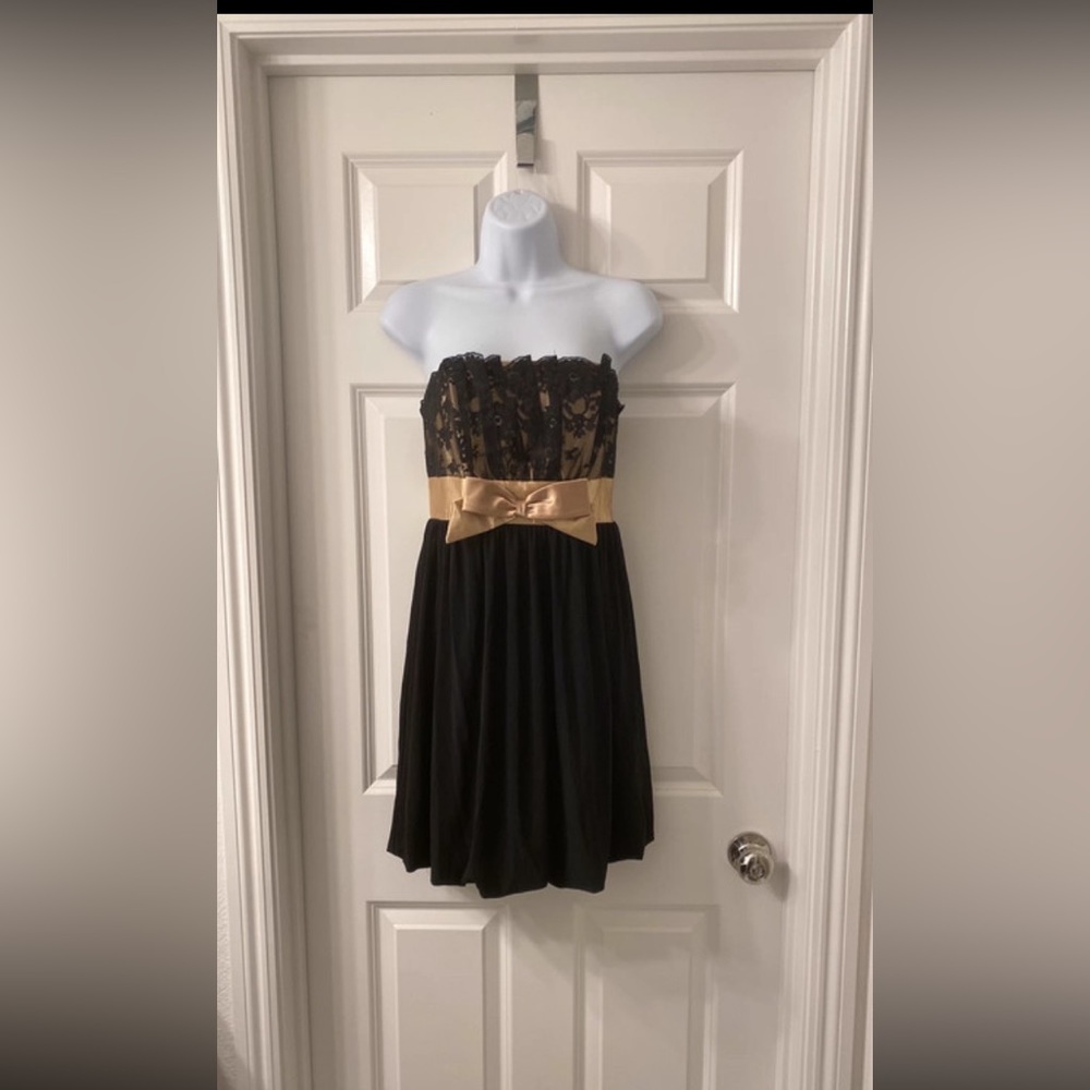 Jessica McClintock black and gold with lace dress